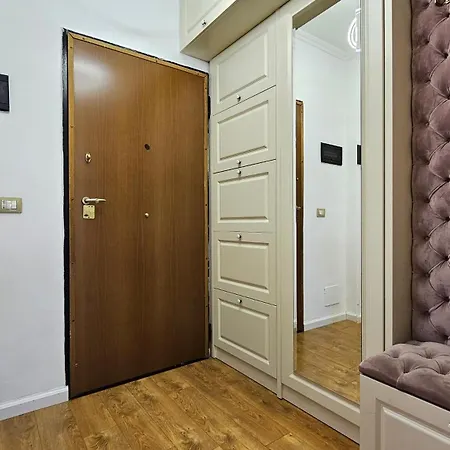 Bazaar's Eye, 3br, Central, Free Parking, Large Terrace 公寓 *