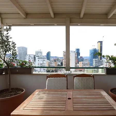 公寓 Bazaar's Eye, 3br, Central, Free Parking, Large Terrace