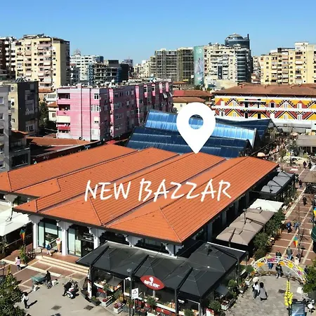 Bazaar's Eye, 3br, Central, Free Parking, Large Terrace * 地拉那