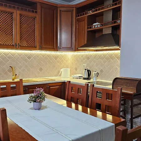 Bazaar's Eye, 3br, Central, Free Parking, Large Terrace Rruga Qemal Stafa, 1001