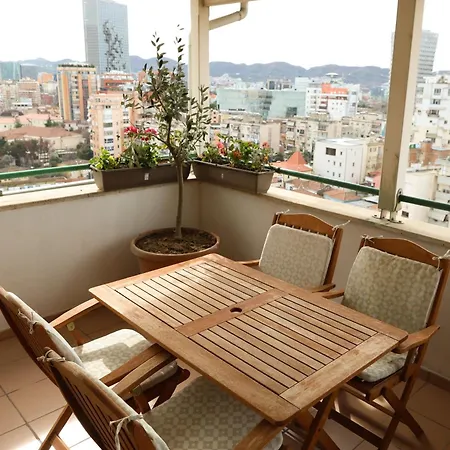Bazaar's Eye, 3br, Central, Free Parking, Large Terrace Rruga Qemal Stafa, 1001 Appartement Tirana