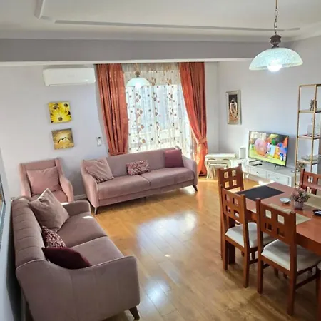 Bazaar's Eye Free Parking Spacious Tarrace * ティラナ