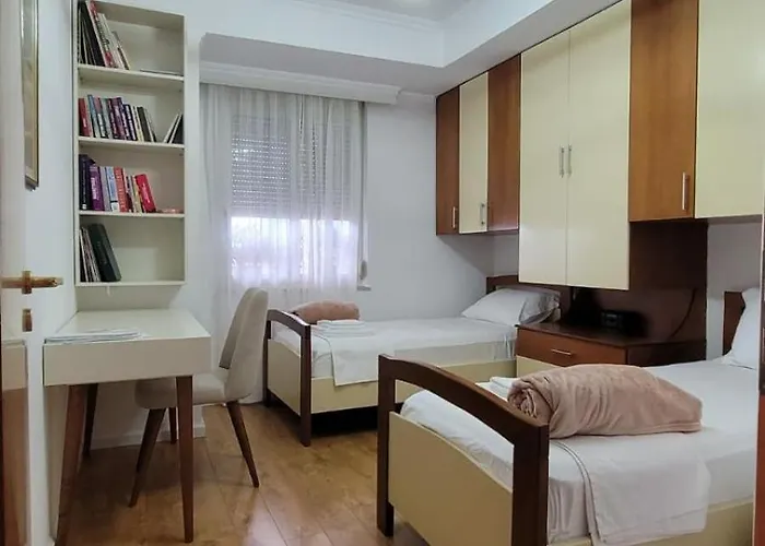 Appartamento Bazaar's Eye Free Parking Spacious Tarrace Tirana