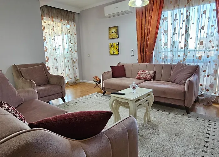 Bazaar's Eye Free Parking Spacious Tarrace Appartamento Tirana